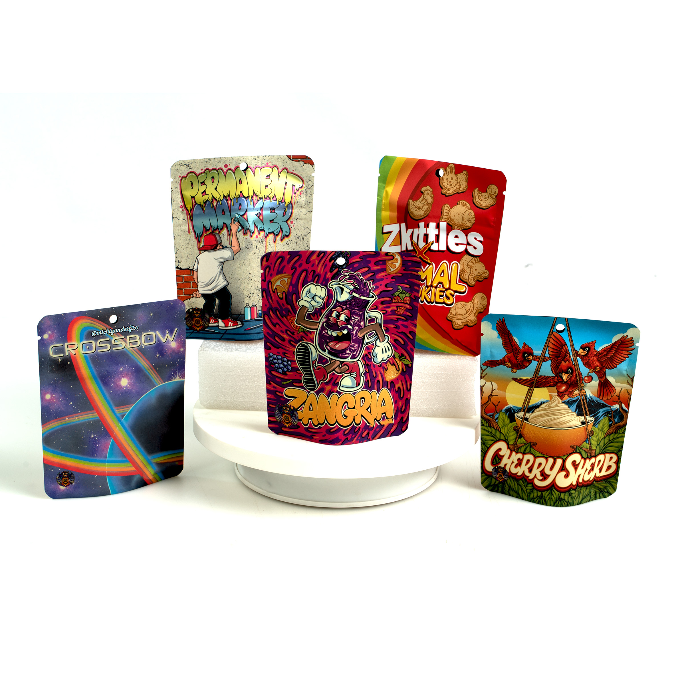 Customized printed cartoon shaped bag can reseal holographic candy children's odor proof bag plastic packaging 3.5g polyester film bag